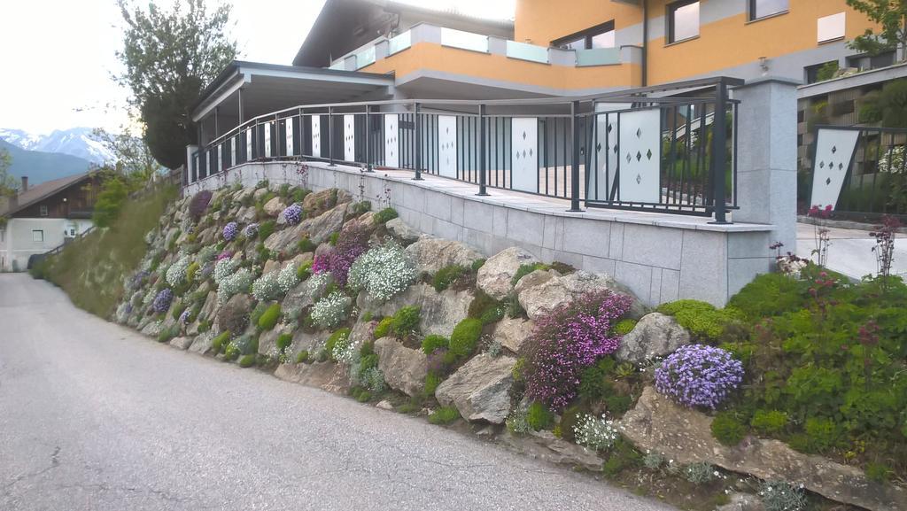 Gaestehaus Alberta Navis Exteriör bild